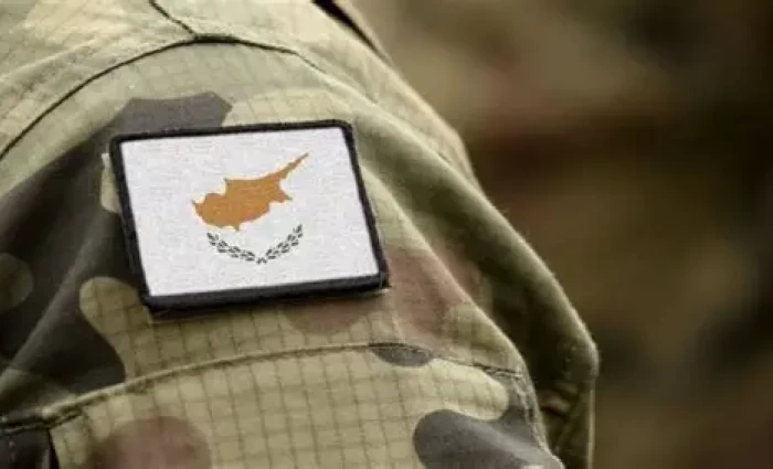 Δαπάνες €9,5 εκατ. και ευρήματα για σπατάλη - Καμπανάκι Ελεγκτικής για τη σίτιση στην ΕΦ